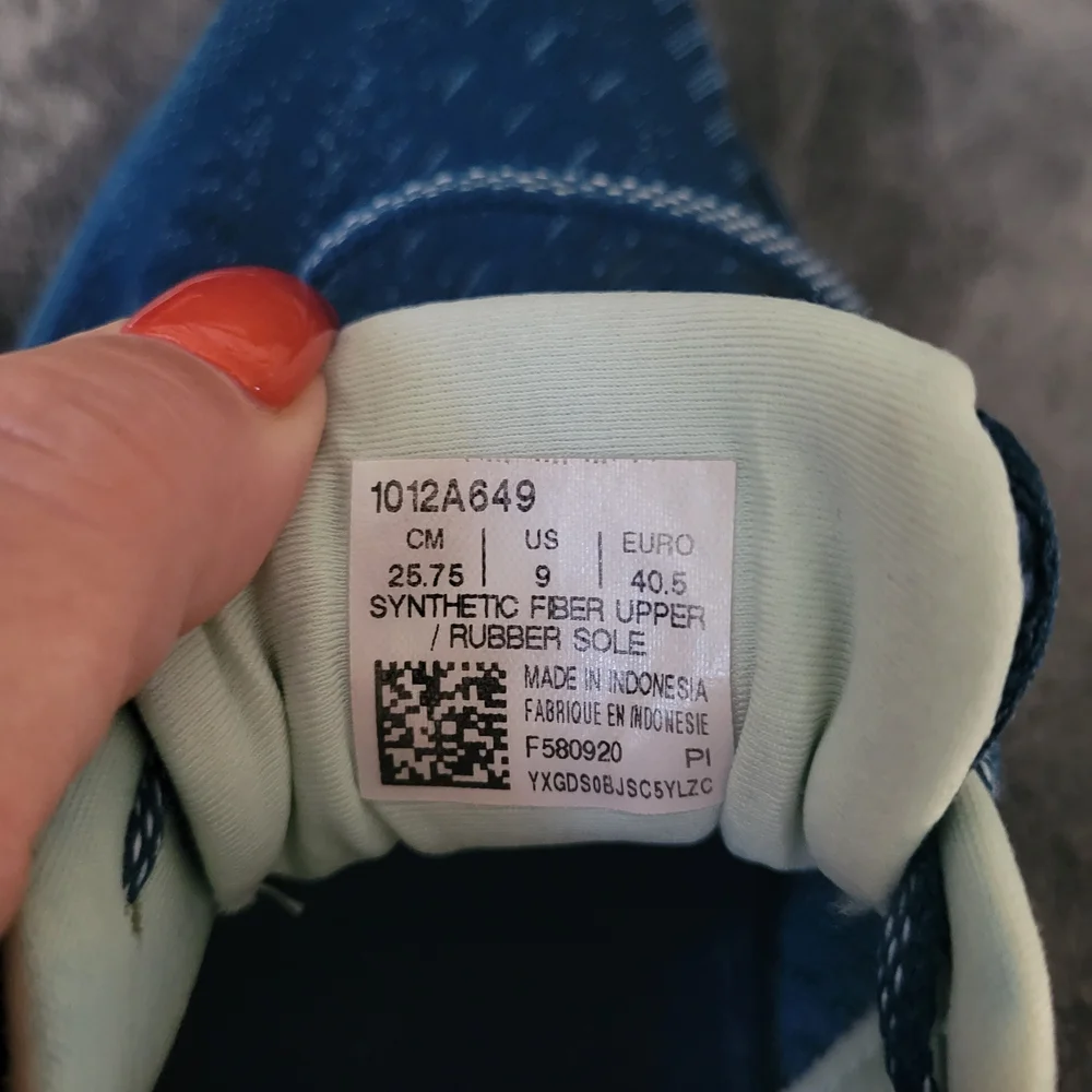 ASICS Women's Blue Running Shoes - Picture 9 of 9